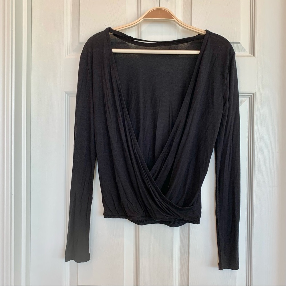H&M Black Open Back Long-Sleeve Tee Shirt